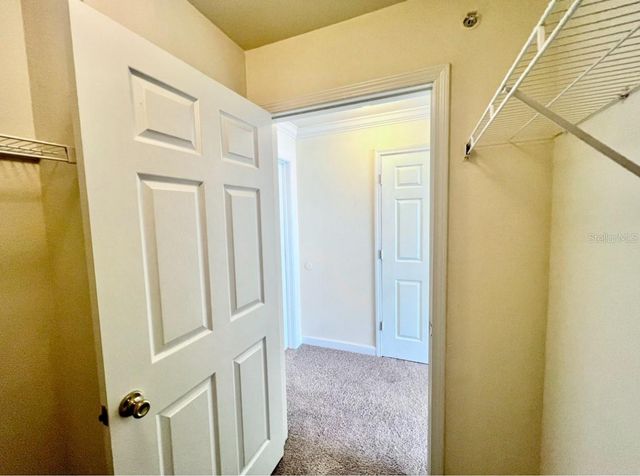 18469 BRIDLE CLUB DRIVE Building 3, Tampa, FL 33647