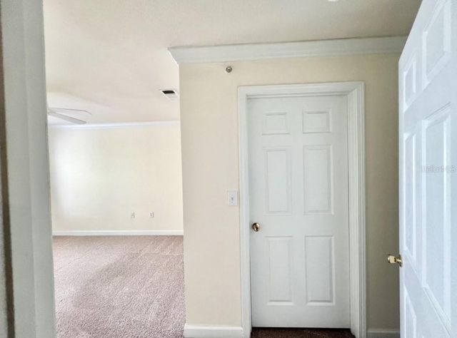 18469 BRIDLE CLUB DRIVE Building 3, Tampa, FL 33647