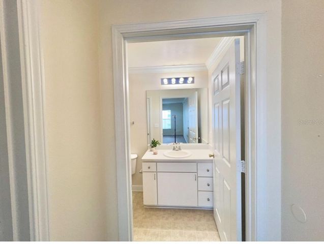 18469 BRIDLE CLUB DRIVE Building 3, Tampa, FL 33647