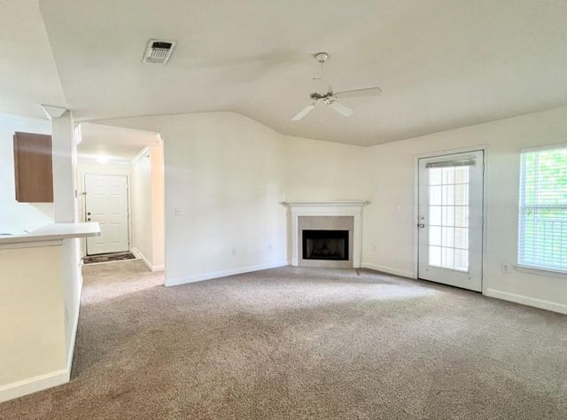 18469 BRIDLE CLUB DRIVE Building 3, Tampa, FL 33647