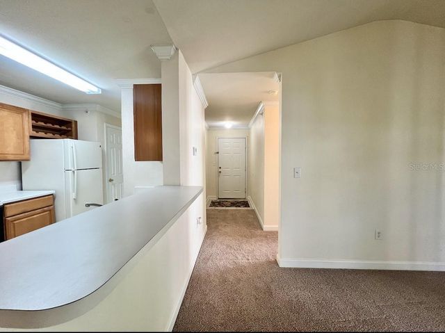 18469 BRIDLE CLUB DRIVE Building 3, Tampa, FL 33647
