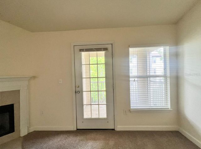 18469 BRIDLE CLUB DRIVE Building 3, Tampa, FL 33647