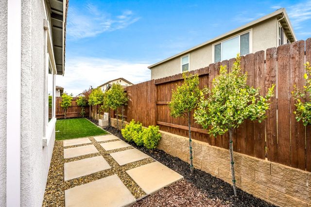 12716 La Granada Way, Rancho Cordova, CA 95742