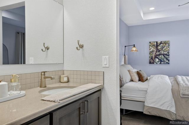 6601 Fern Drive, Denver, CO 80221