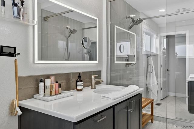 6601 Fern Drive, Denver, CO 80221