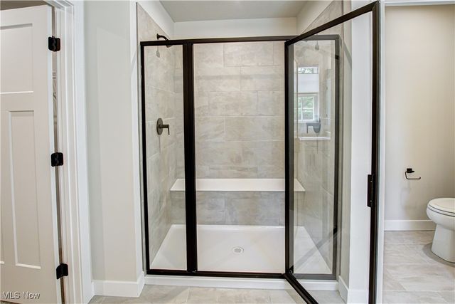 6035 Woodland Bend Drive, North Royalton, OH 44133