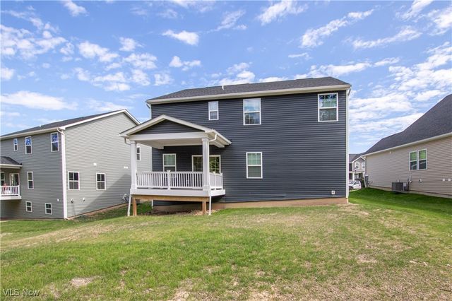 6035 Woodland Bend Drive, North Royalton, OH 44133