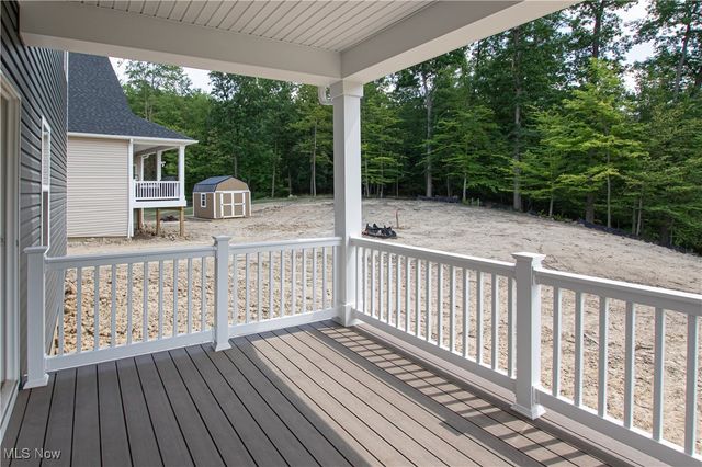 6035 Woodland Bend Drive, North Royalton, OH 44133