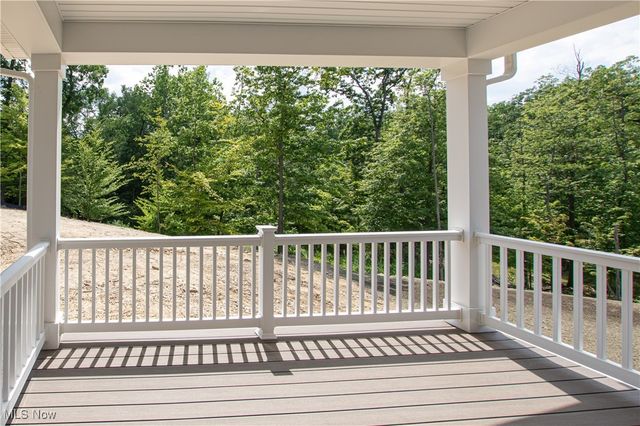 6035 Woodland Bend Drive, North Royalton, OH 44133