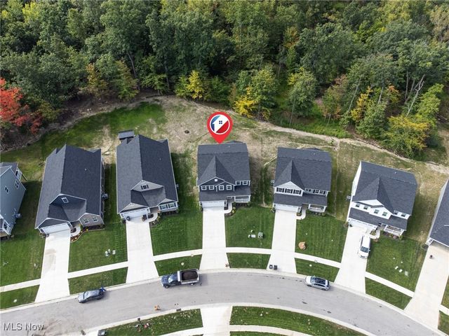 6035 Woodland Bend Drive, North Royalton, OH 44133