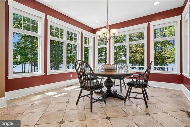 128 OLIVE BRANCH CT, Bumpass, VA 23024