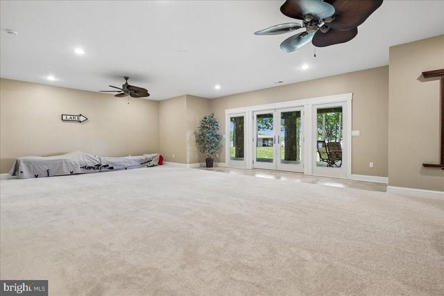 128 OLIVE BRANCH CT, Bumpass, VA 23024
