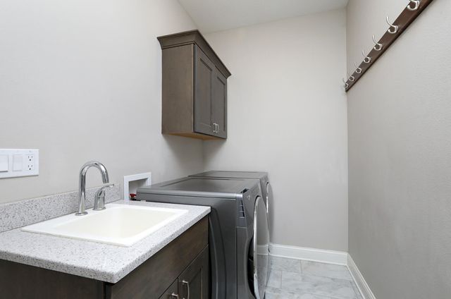 2817 Clayton Drive, Ames, IA 50010