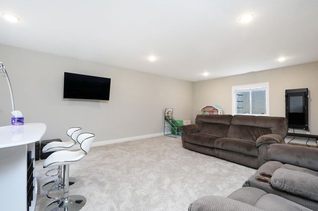 2817 Clayton Drive, Ames, IA 50010