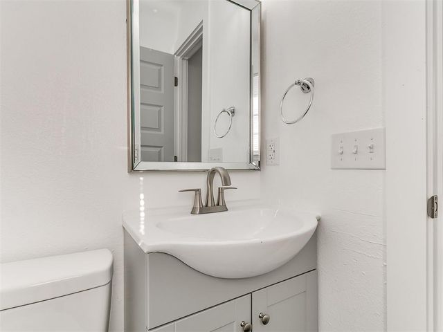 2808 SW 88th Street, Oklahoma City, OK 73159