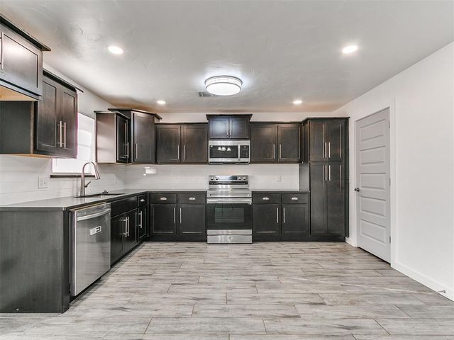 2808 SW 88th Street, Oklahoma City, OK 73159