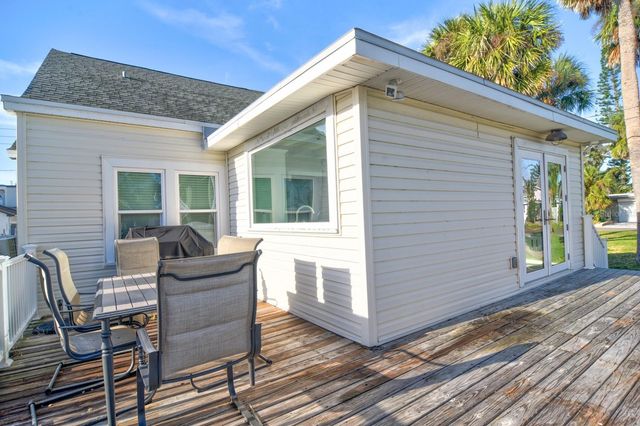 15565 GULF BOULEVARD, Redington Beach, FL 33708