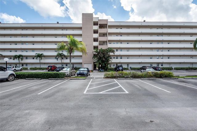8900 Washington Boulevard 418, Pembroke Pines, FL 33025