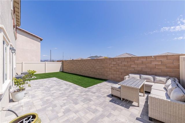 30779 Le Baron Court, Winchester, CA 92596