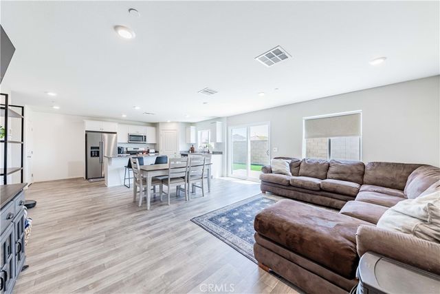 30779 Le Baron Court, Winchester, CA 92596