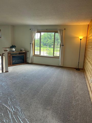 30204 118th Street NW, Princeton, MN 55371