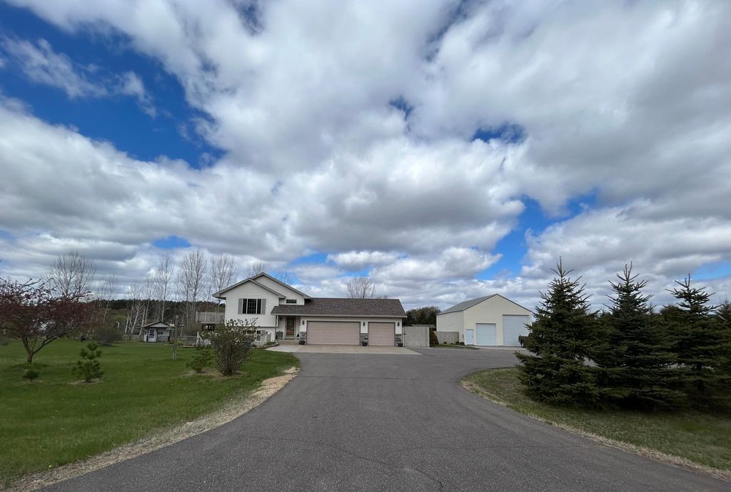 30204 118th Street NW, Princeton, MN 55371