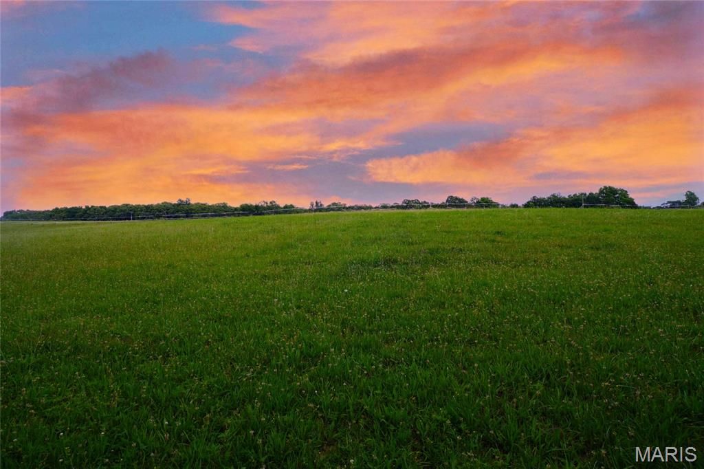 Image 10 of property listing at 10 Acres S. Highway 19, Hermann, MO 65041