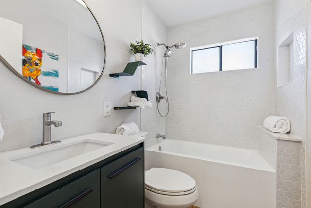 10811 Mandalay Drive, Dallas, TX 75228