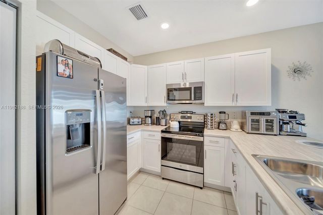 11295 W 34th Way, Hialeah Gardens, FL 33018