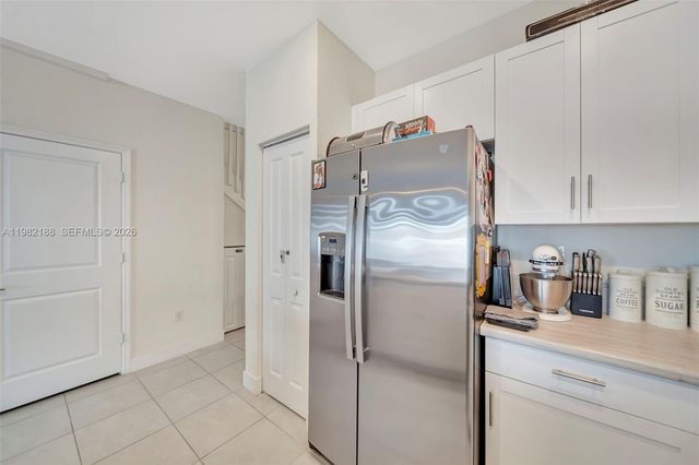 11295 W 34th Way, Hialeah Gardens, FL 33018