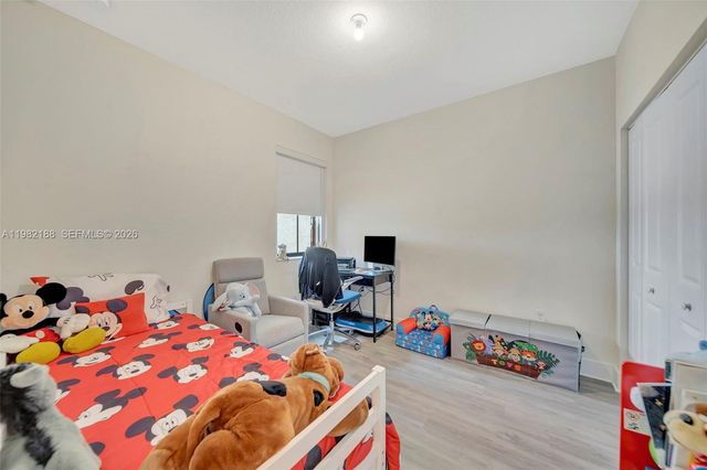 11295 W 34th Way, Hialeah Gardens, FL 33018