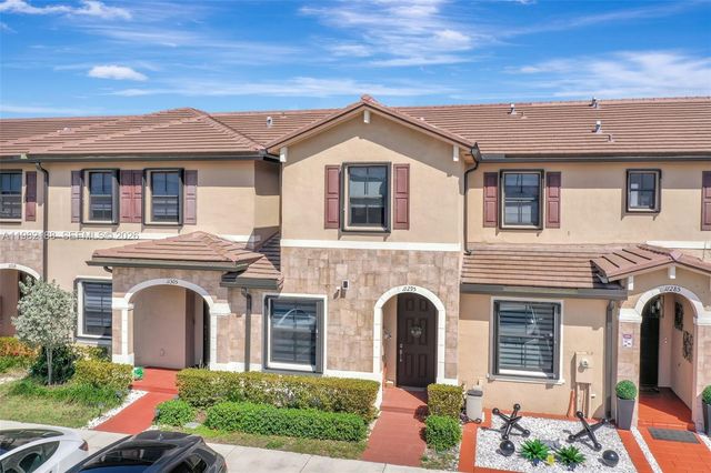 11295 W 34th Way, Hialeah Gardens, FL 33018