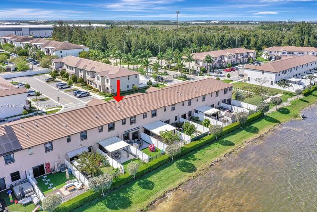 11295 W 34th Way, Hialeah Gardens, FL 33018