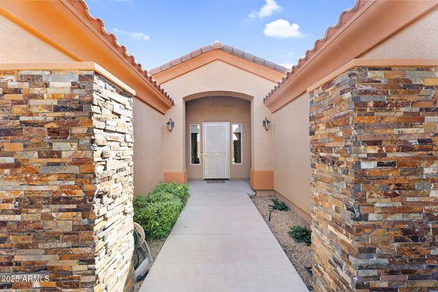 44305 N 1ST Drive, New River, AZ 85087