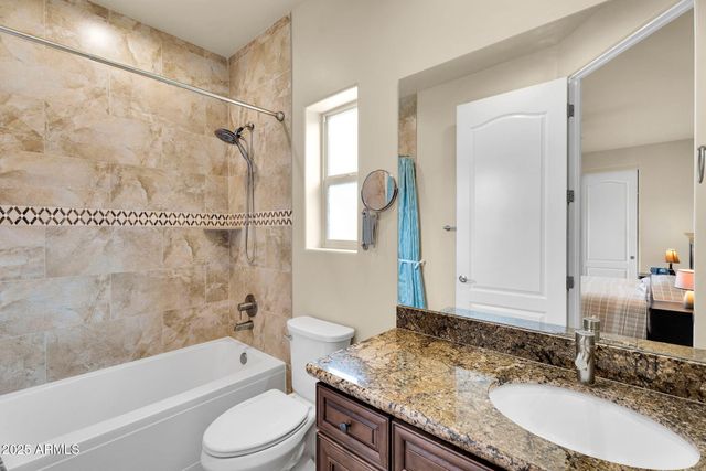 44305 N 1ST Drive, New River, AZ 85087