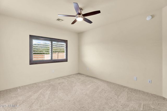 44305 N 1ST Drive, New River, AZ 85087