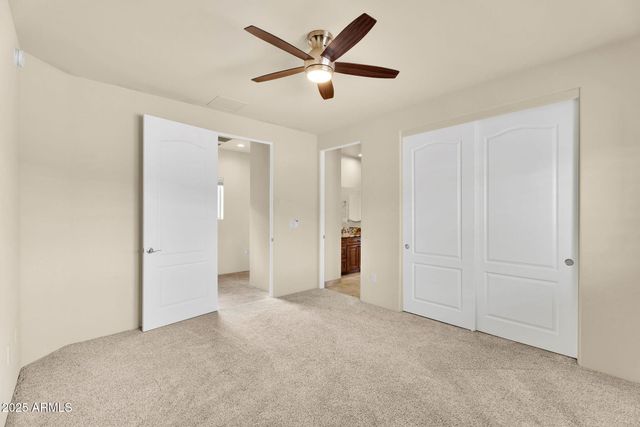 44305 N 1ST Drive, New River, AZ 85087