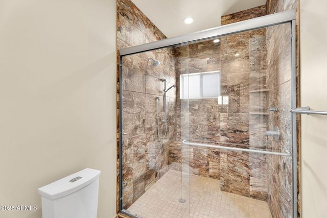 44305 N 1ST Drive, New River, AZ 85087