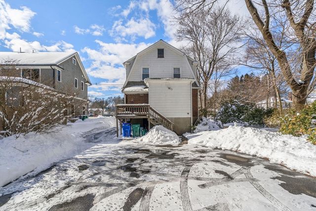 126 Beethoven Ave, Newton, MA 02468