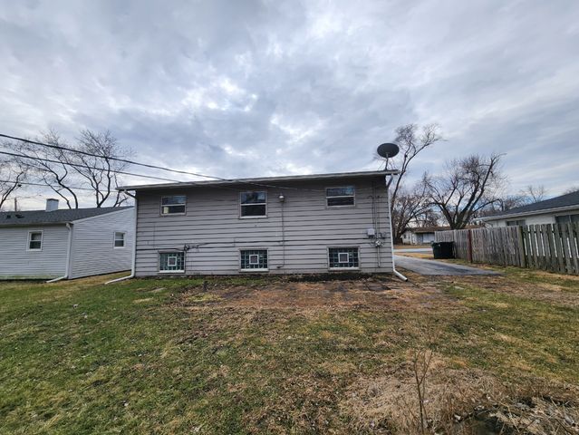 3236 Roesner Drive, Markham, IL 60428