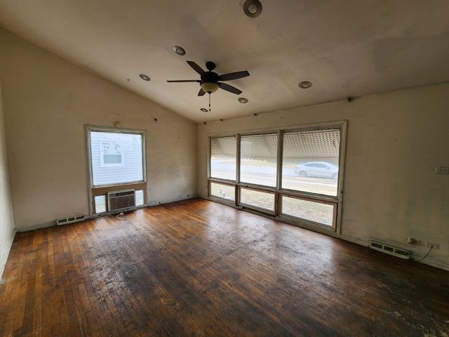 3236 Roesner Drive, Markham, IL 60428