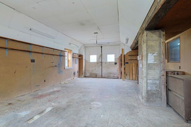 107 County Route 22, Johnson, NY 10933