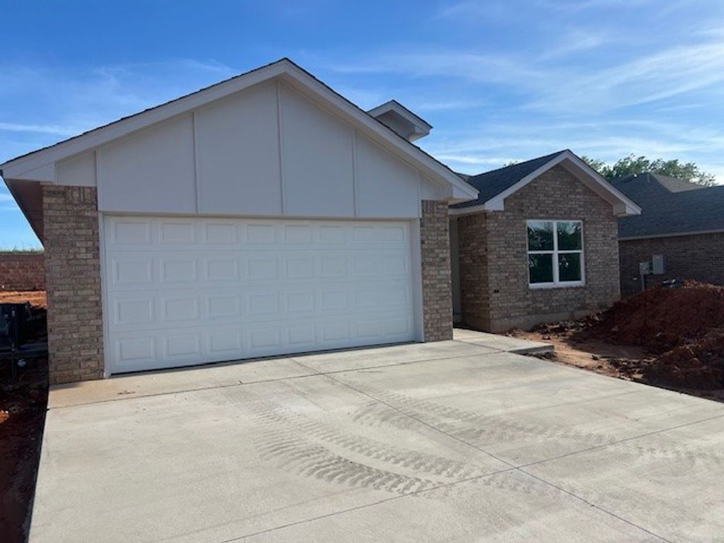 1723 SE 20th Street, Newcastle, OK 73065