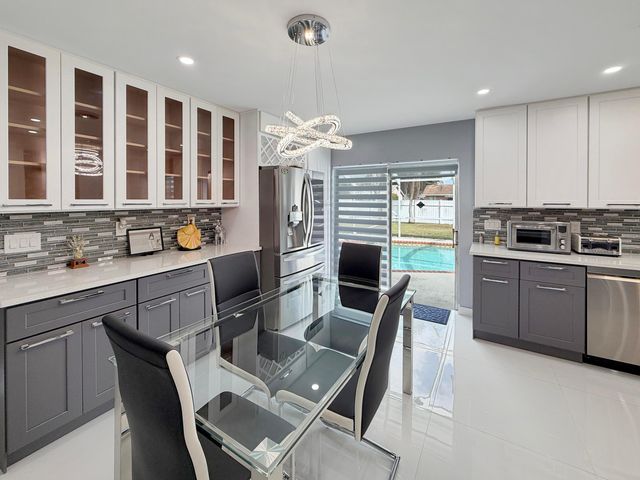 110 Bobwhite Road, Royal Palm Beach, FL 33411