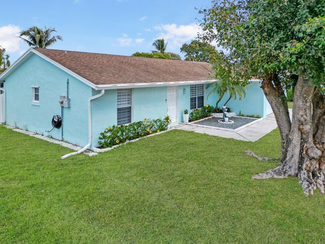 110 Bobwhite Road, Royal Palm Beach, FL 33411