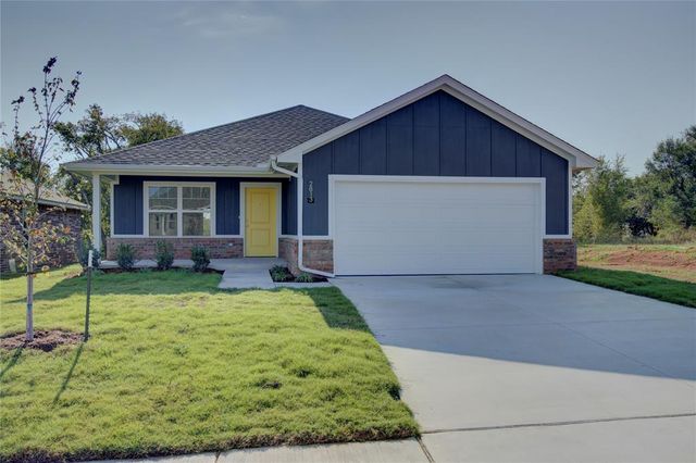 2813 Scissortail Boulevard, Chickasha, OK 73018