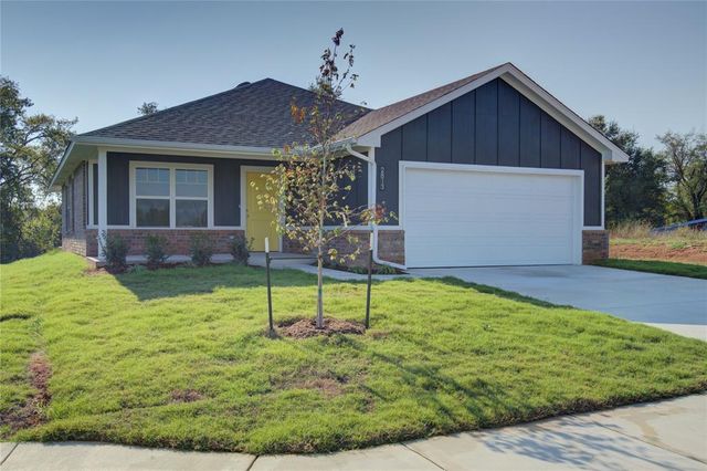 2813 Scissortail Boulevard, Chickasha, OK 73018