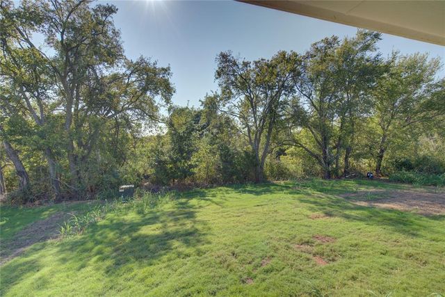 2813 Scissortail Boulevard, Chickasha, OK 73018