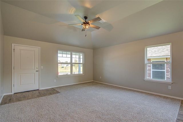 2813 Scissortail Boulevard, Chickasha, OK 73018