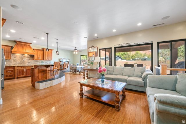 155 E 200 N, Ivins, UT 84738